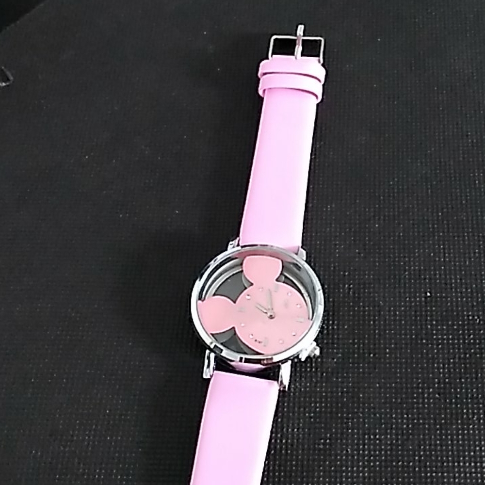 SOLD!!! Mickey women's wrist watch